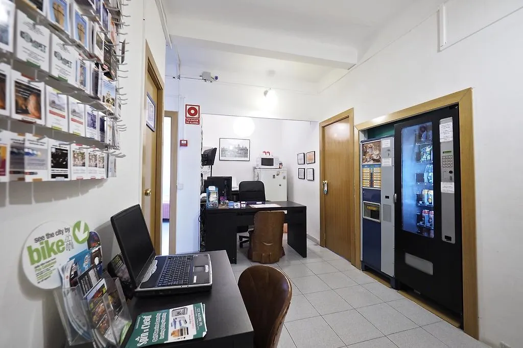 Hostal Elkano Barcelona Spain